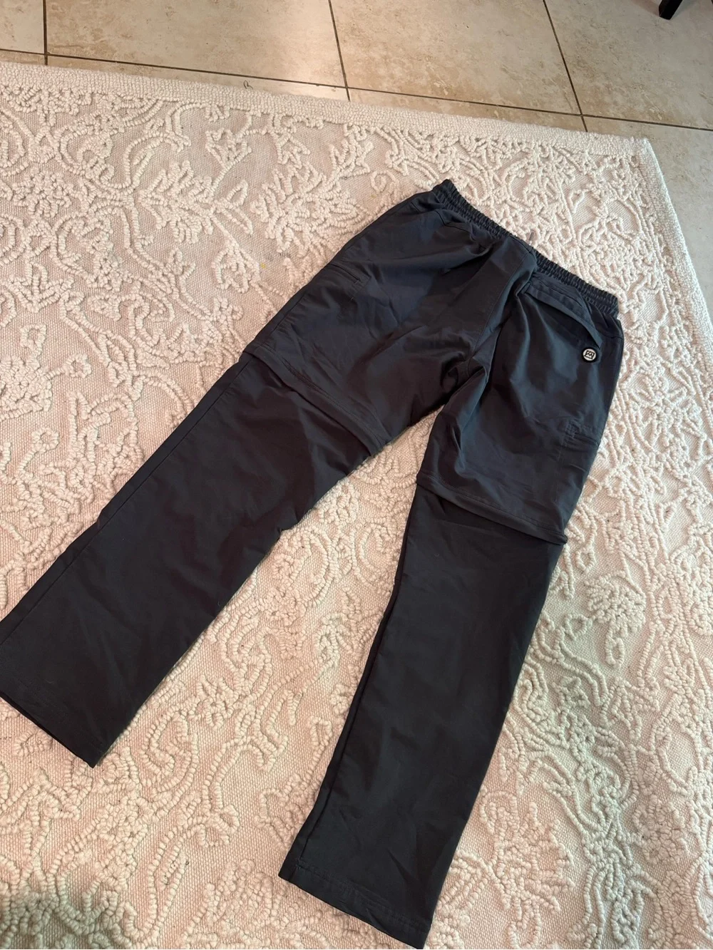 Avalanche men’s Black dry fit Pants to shorts